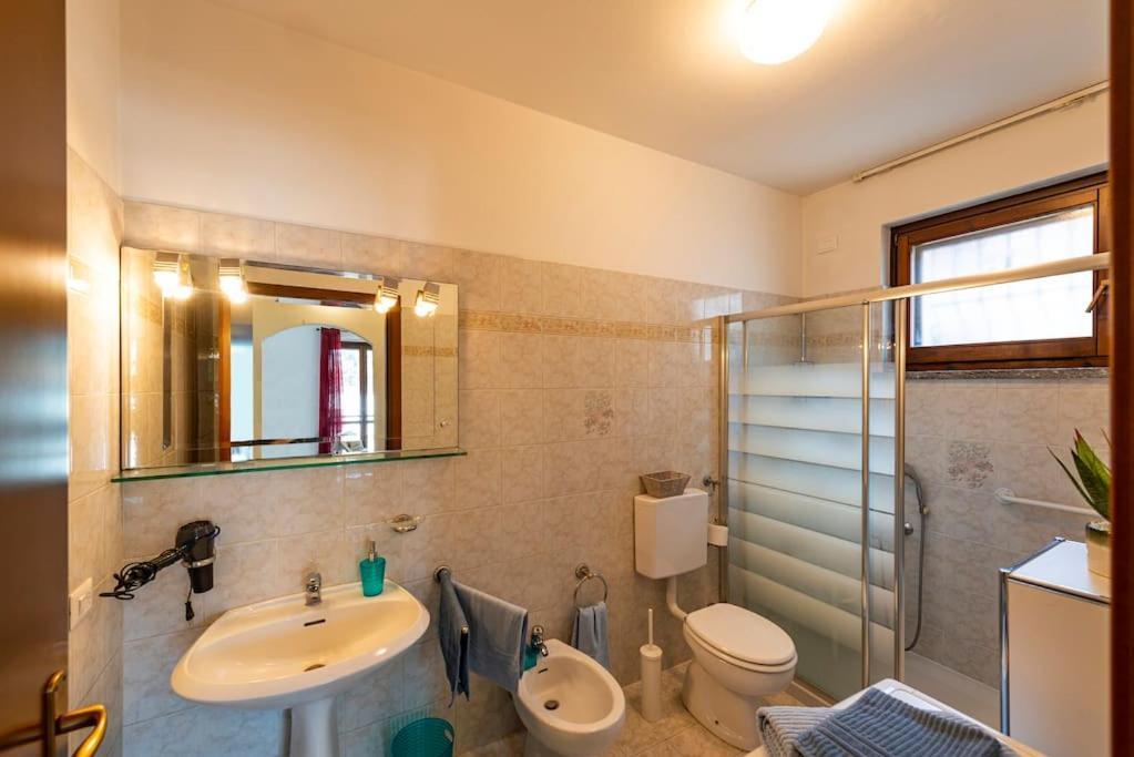 Tresa Bay House - Lugano Lake Лавена Понте Треза Екстериор снимка