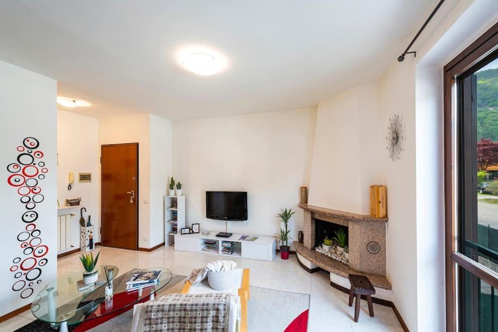 Tresa Bay House - Lugano Lake Лавена Понте Треза Екстериор снимка